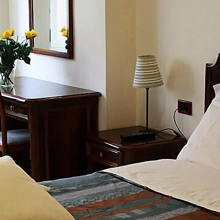 San Giuseppe 3* ポッツオーリ